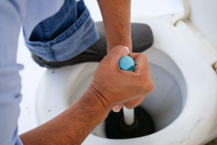 Wc ontstoppen